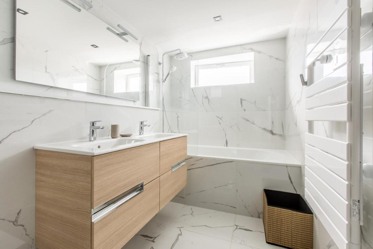 ליל Appartement Spacieux Et Moderne 4 Chambres A 5Mn A Pieds Republique מראה חיצוני תמונה